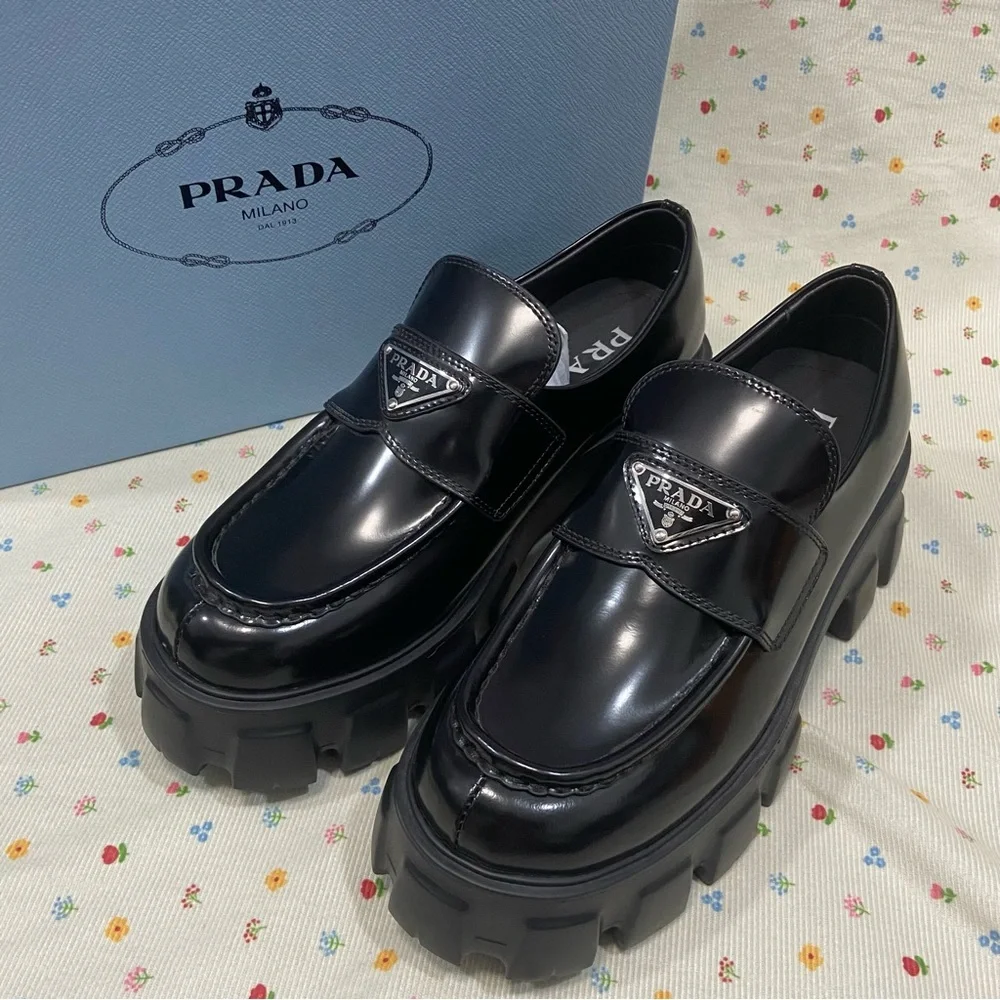 Prada Women’s Black Loafers - Picture 1 of 6